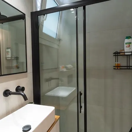 Aiolos Kolonaki Near Hilton Super Lux Lägenhet Aten